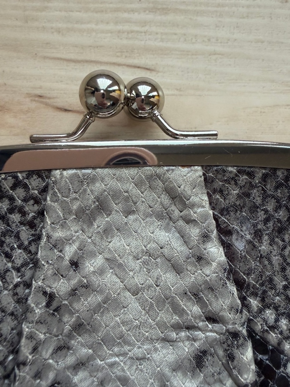 Coach Women’s Gray Snake-Effect Clutch Bag by - Picture 5 of 10